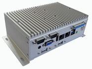 На панели вставлено J1900 CPU Промышленный компьютер без вентилятора Двойная сеть 2 серии 4 USB